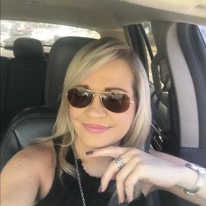 Meet your Posher, Ashleigh